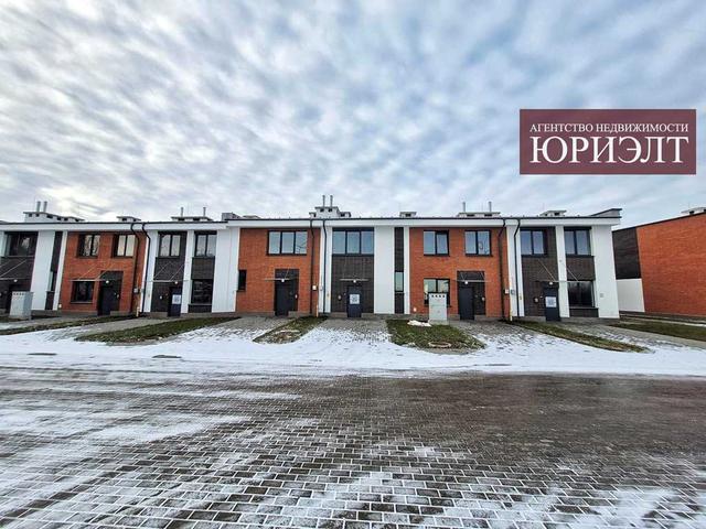 Современный, комфортный и просторный Town House без отделки в микрорай